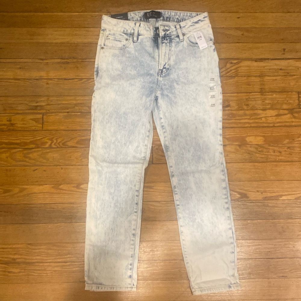 {NWT} Gap Boyfriend Jeans